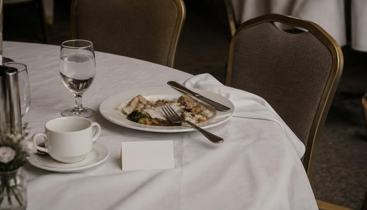 Severe Allergic Reaction at Lunch Service — Annual nonprofit gala, 300 attendees, hotel banquet hall, midday seated lunch